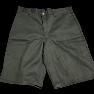 Men’s Dickies Black Work Shorts Regular Fit Size 40
